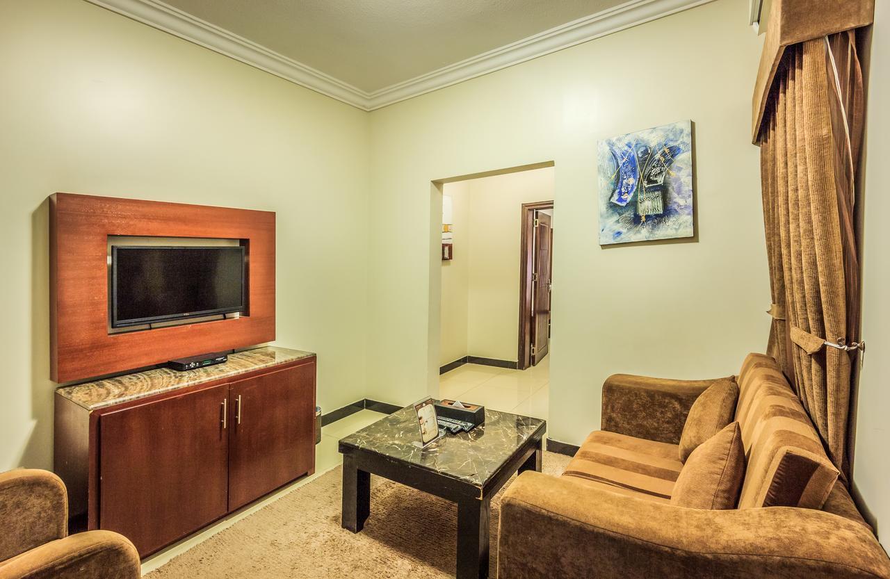 Al Muhaidb King Abdul Aziz - Al Malaz Aparthotel